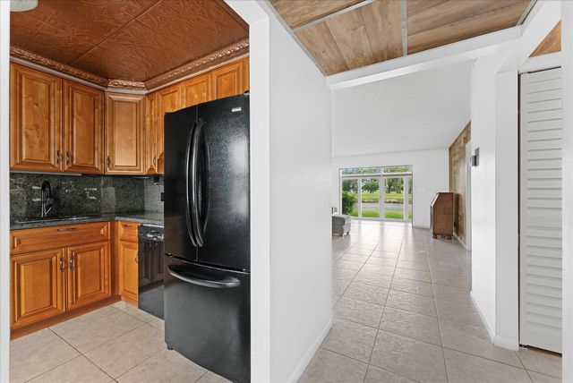 7807 Golf Cir Drive 109, Margate, FL 33063