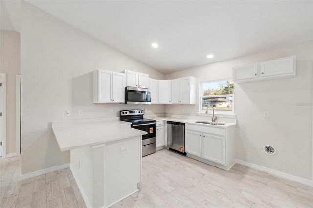 62 WALNUT COURT, Ocala, FL 34480