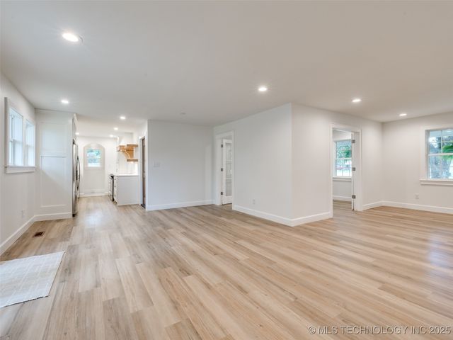 11702 S 75th East Avenue, Bixby, OK 74008