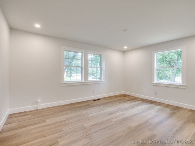 11702 S 75th East Avenue, Bixby, OK 74008