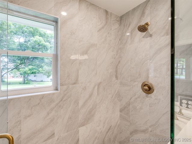 11702 S 75th East Avenue, Bixby, OK 74008