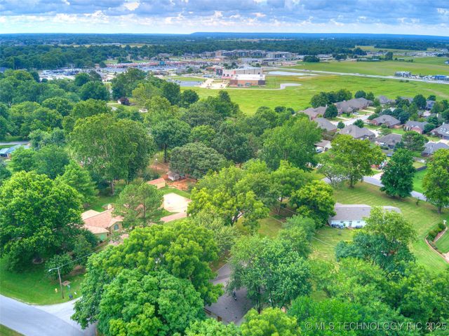 11702 S 75th East Avenue, Bixby, OK 74008