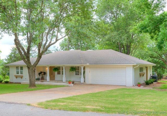 11702 S 75th East Avenue, Bixby, OK 74008