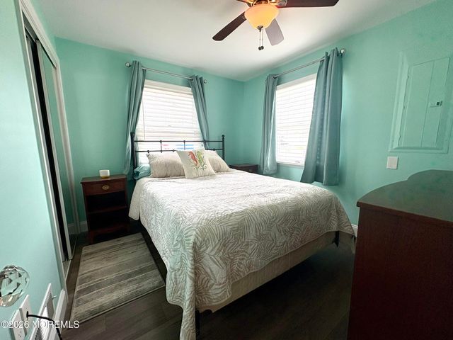 63 Lawrence Drive, Manahawkin, NJ 08050