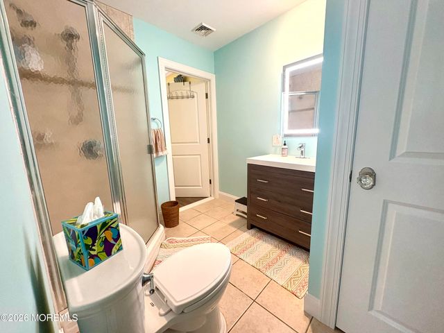 63 Lawrence Drive, Manahawkin, NJ 08050