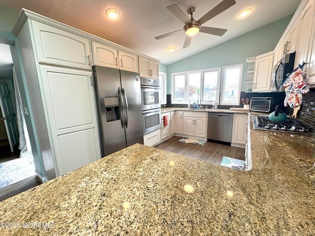 63 Lawrence Drive, Manahawkin, NJ 08050