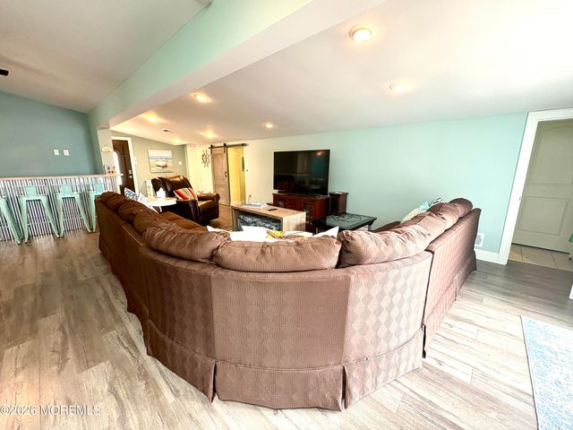63 Lawrence Drive, Manahawkin, NJ 08050