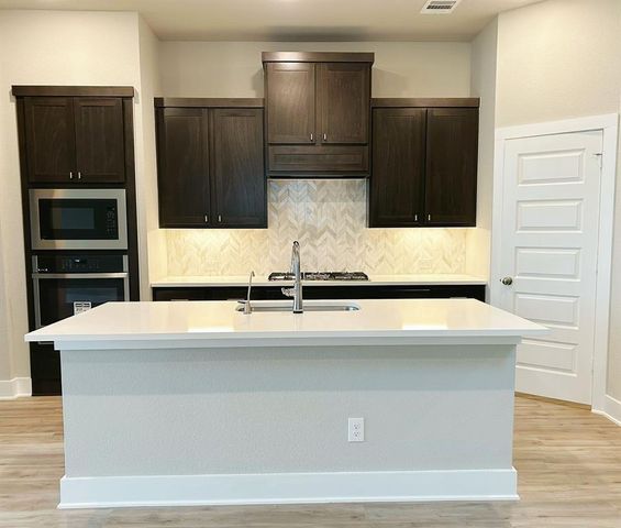 29623 Bur Creek Lane, Fulshear, TX 77441