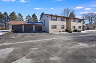 910 E Cedar AVENUE #604, Manitowoc, WI 54220