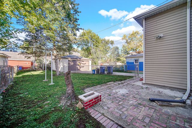 310 S 2ND Avenue N, Maywood, IL 60153