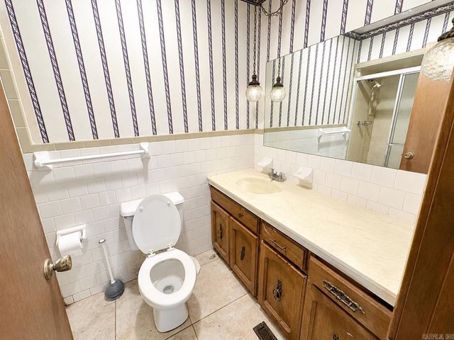 122 Village Rd Drive, Hot Springs, AR 71913