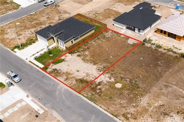307 N 30th Street, Hidalgo, TX 78557