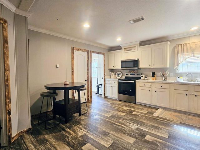 6840 Hayes Road, Chunchula, AL 36521