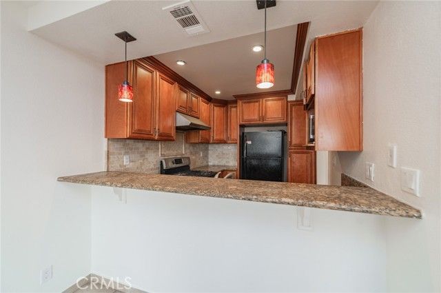 849 S Mountain, Ontario, CA 91762