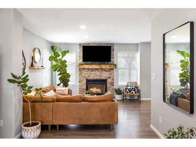 9876 Aftonwood St, Littleton, CO 80126