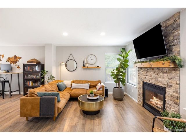 9876 Aftonwood St, Littleton, CO 80126