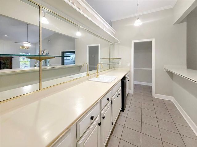 2320 Copper Trail Lane, Buford, GA 30519