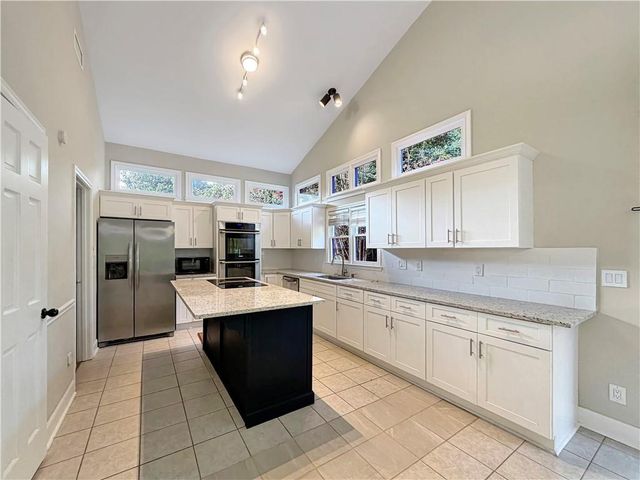 2320 Copper Trail Lane, Buford, GA 30519