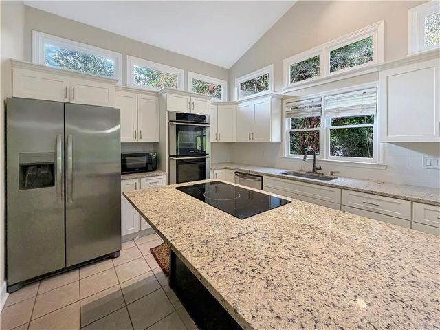 2320 Copper Trail Lane, Buford, GA 30519
