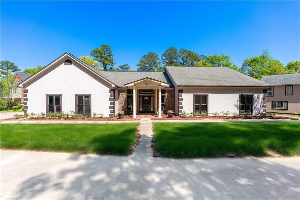 2320 Copper Trail Lane, Buford, GA 30519