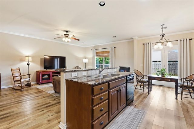 2146 Thomas Trail, Edmond, OK 73003