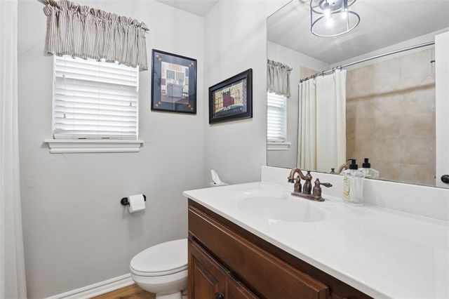 2146 Thomas Trail, Edmond, OK 73003