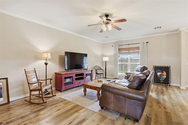 2146 Thomas Trail, Edmond, OK 73003