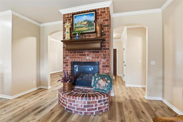 2146 Thomas Trail, Edmond, OK 73003