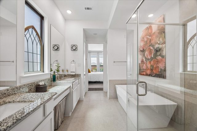 438 Livermore Street, Webster, TX 77598