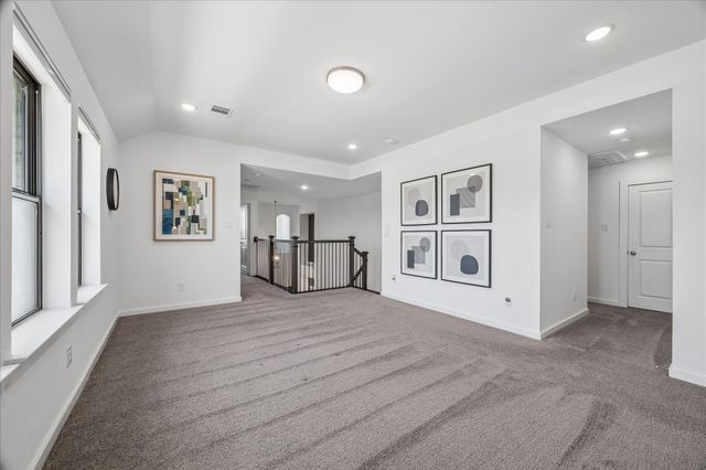 438 Livermore Street, Webster, TX 77598