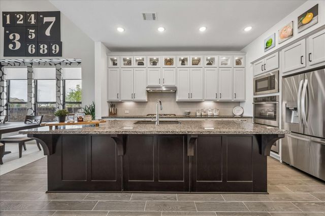 438 Livermore Street, Webster, TX 77598