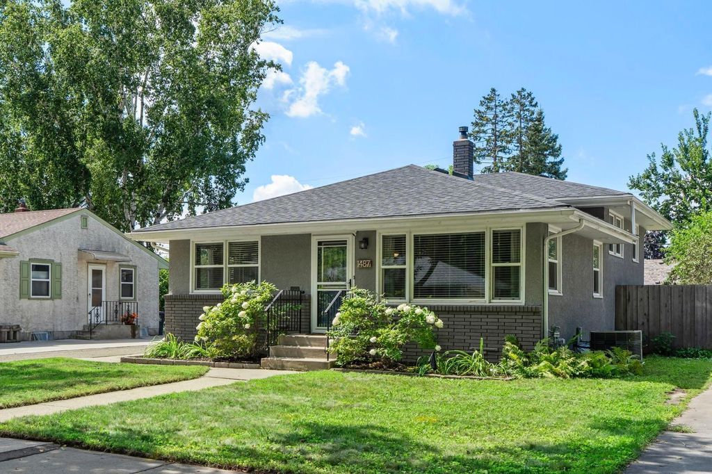 1487 Mackubin Street, Saint Paul, MN 55117