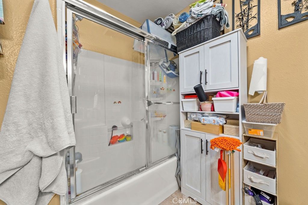 Image 19 of property listing at 50 W Mountain, Pasadena, CA 91103