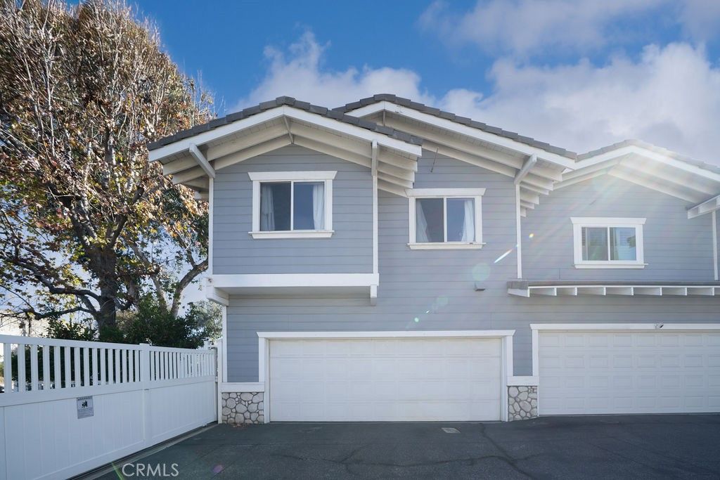 Image 20 of property listing at 50 W Mountain, Pasadena, CA 91103