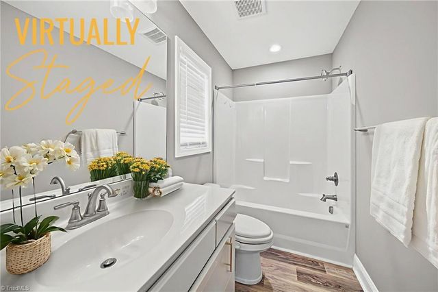 105 Hillside Drive, Thomasville, NC 27360