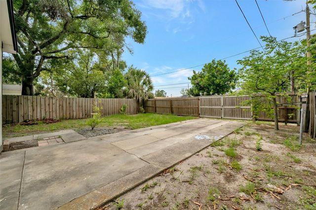 4327 3RD AVENUE S, St Petersburg, FL 33711