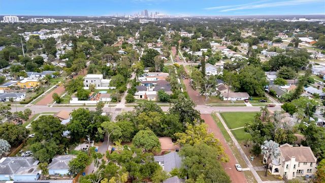 4327 3RD AVENUE S, St Petersburg, FL 33711