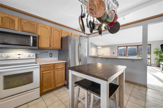 72 Freymuth Road, Lake St Louis, MO 63367