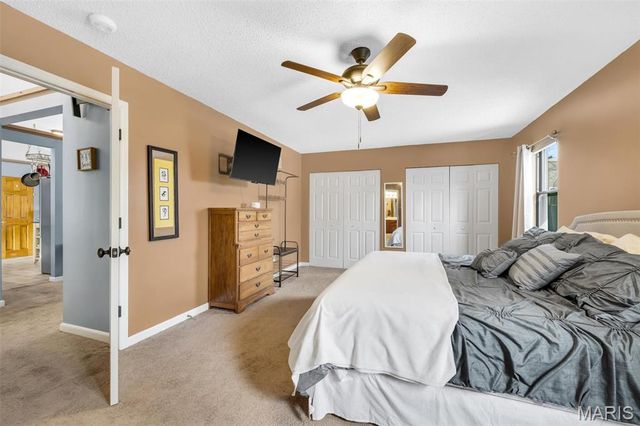 72 Freymuth Road, Lake St Louis, MO 63367