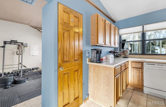 72 Freymuth Road, Lake St Louis, MO 63367