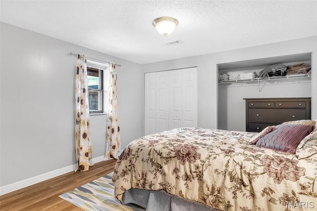 72 Freymuth Road, Lake St Louis, MO 63367