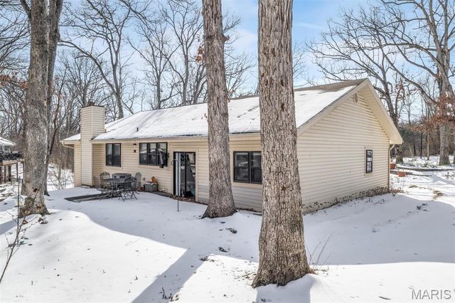 72 Freymuth Road, Lake St Louis, MO 63367