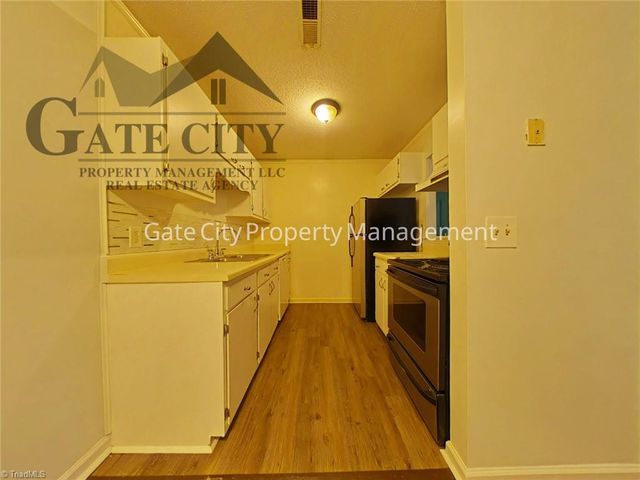 5661 Hornaday Road F, Greensboro, NC 27409