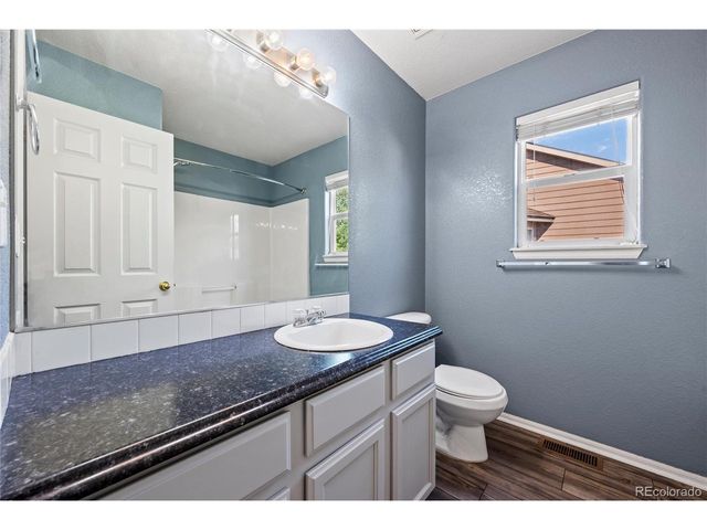 8611 18th St, Greeley, CO 80634