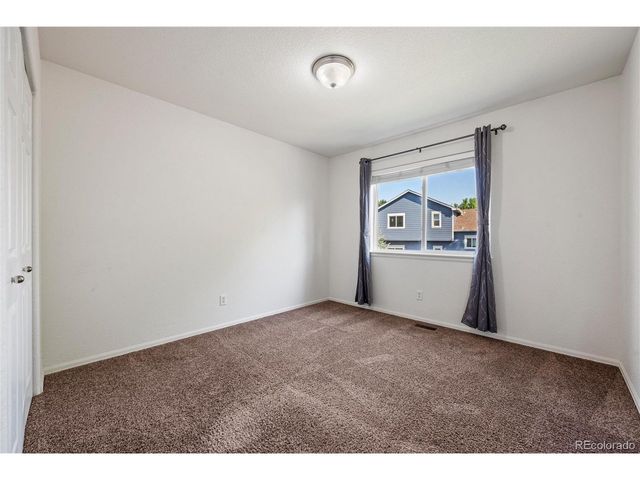 8611 18th St, Greeley, CO 80634
