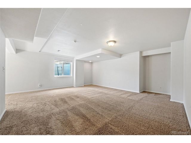 8611 18th St, Greeley, CO 80634