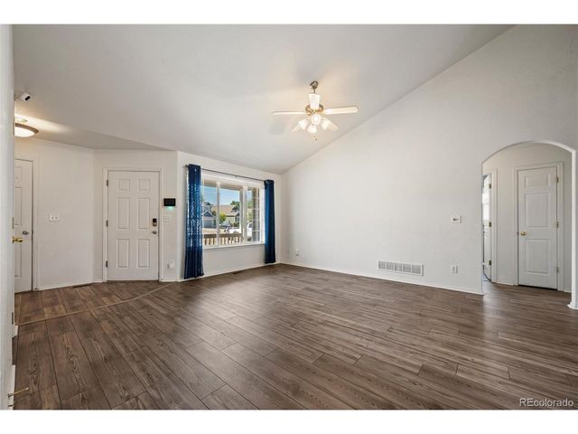 8611 18th St, Greeley, CO 80634