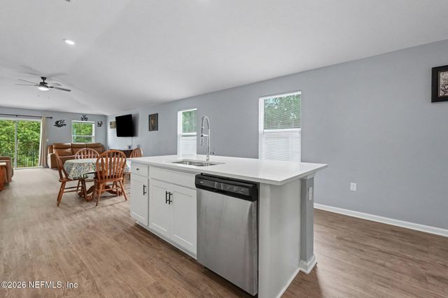 2249 SHADY BREEZE Lane 2F, Green Cove Springs, FL 32043