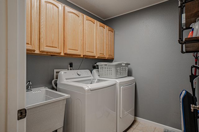 1025 Anglers Place, Shady Cove, OR 97539