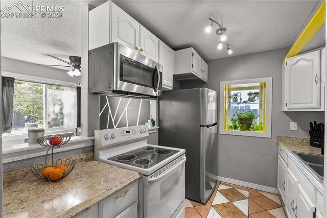 2038 Pepperwood Drive, Colorado Springs, CO 80910